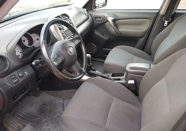 Toyota RAV4 cena 20900 przebieg: 318280, rok produkcji 2005 z Wałbrzych małe 191